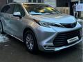 Toyota Sienna 2023 года за 22 700 000 тг. в Алматы