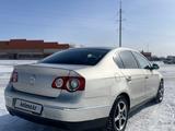 Volkswagen Passat 2005 года за 3 700 000 тг. в Астана – фото 4