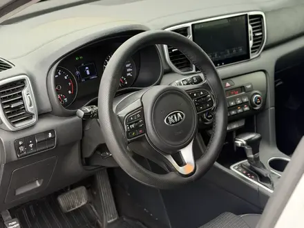 Kia Sportage 2019 года за 8 800 000 тг. в Алматы – фото 10
