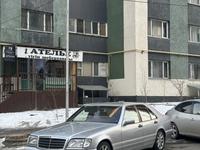 Mercedes-Benz S 320 1996 годаfor4 100 000 тг. в Астана