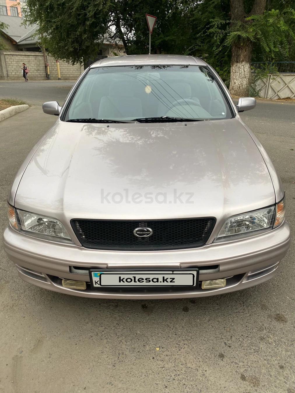 Nissan Maxima 1996 г.