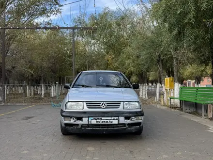 Volkswagen Vento 1994 года за 1 000 000 тг. в Кызылорда – фото 3