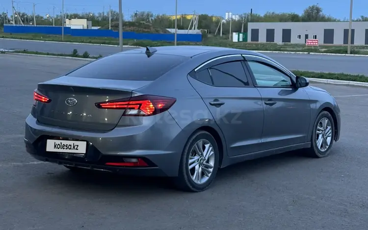 Hyundai Elantra 2018 годаүшін5 700 000 тг. в Уральск