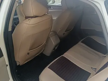 Hyundai Sonata 2015 года за 7 500 000 тг. в Актобе – фото 5