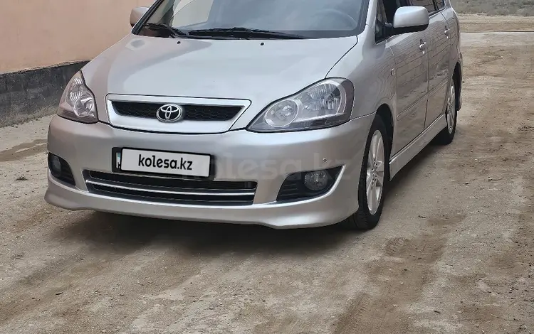 Toyota Ipsum 2004 годаfor5 800 000 тг. в Актау