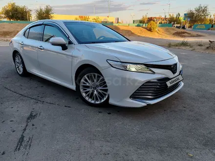 Toyota Camry 2019 года за 14 000 000 тг. в Кызылорда – фото 2