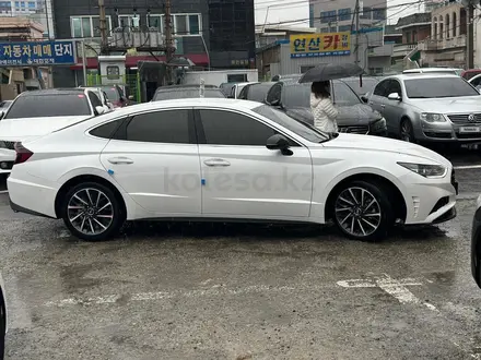 Hyundai Sonata 2022 года за 12 700 000 тг. в Астана – фото 4