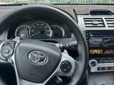 Toyota Camry 2014 годаүшін8 500 000 тг. в Жанаозен – фото 2