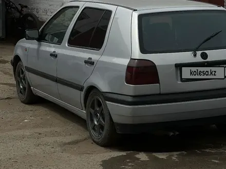 Volkswagen Golf 1995 года за 1 350 000 тг. в Уральск – фото 4
