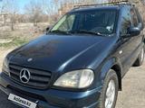 Mercedes-Benz ML 320 1999 года за 3 300 000 тг. в Талдыкорган – фото 2