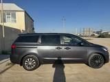 Kia Sedona 2016 года за 10 000 000 тг. в Актау – фото 2