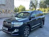 Toyota Land Cruiser 2019 года за 40 500 000 тг. в Алматы – фото 3