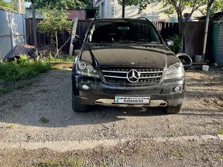Mercedes-Benz ML 500 2008 года за 8 000 000 тг. в Алматы – фото 16