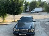 Mercedes-Benz E 320 1998 года за 3 000 000 тг. в Шымкент