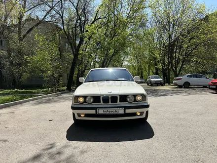 BMW 525 1991 года за 1 850 000 тг. в Алматы – фото 3