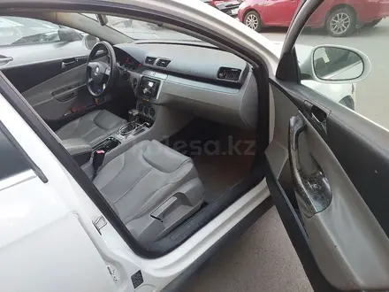 Volkswagen Passat 2006 года за 2 500 000 тг. в Астана – фото 4