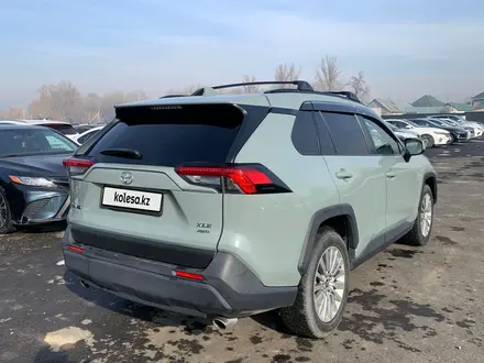 Toyota RAV4 2020 года за 10 779 200 тг. в Алматы – фото 4