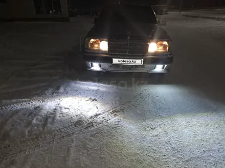 Mercedes-Benz E 230 1992 года за 2 400 000 тг. в Караганда – фото 8