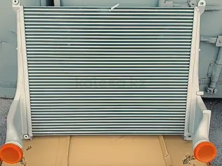 Радиатор охлаждения Mercedes-Benz Actros, Актрос MP3 MP4 MP5 за 180 000 тг. в Алматы – фото 2