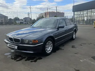 BMW 728
