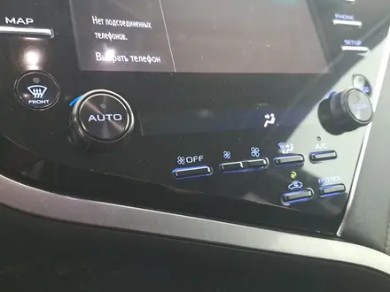 Toyota Camry 2018 года за 12 850 000 тг. в Астана – фото 26