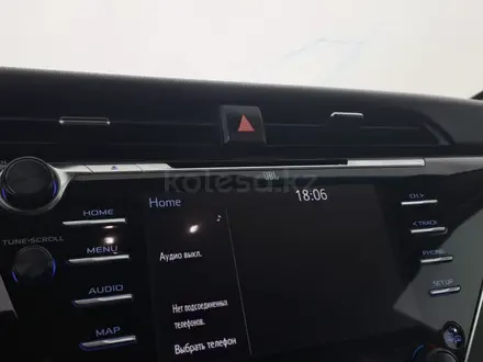Toyota Camry 2018 года за 12 850 000 тг. в Астана – фото 13