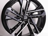 Hyundai R18 (КОВАНЫЕ) 5x114, 3 8J за 570 000 тг. в Алматы