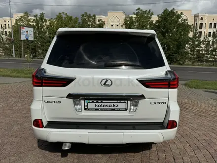 Lexus LX 570 2016 года за 37 700 000 тг. в Алматы – фото 13