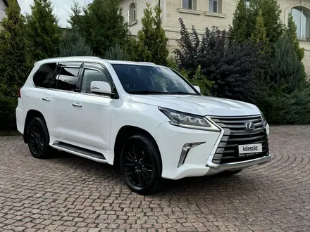 Lexus LX 570 2016 года за 37 700 000 тг. в Алматы – фото 4