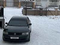 Volkswagen Passat 1996 годаүшін2 100 000 тг. в Астана