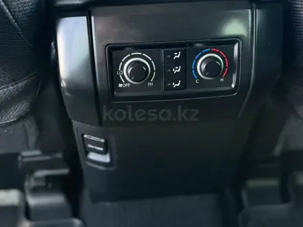 Toyota Land Cruiser Prado 2014 года за 19 000 000 тг. в Астана – фото 9