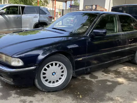 BMW 735 1996 года за 3 000 000 тг. в Алматы – фото 2