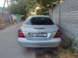 Mercedes-Benz E 200 2006 года за 3 350 000 тг. в Тараз – фото 2