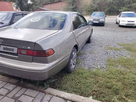 Toyota Camry 1997 года за 2 600 000 тг. в Усть-Каменогорск – фото 4