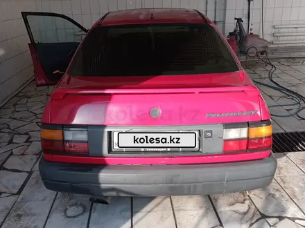 Volkswagen Passat 1991 года за 1 100 000 тг. в Балпык би – фото 3