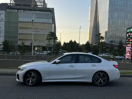 BMW 330 2021 года за 22 000 000 тг. в Алматы – фото 3