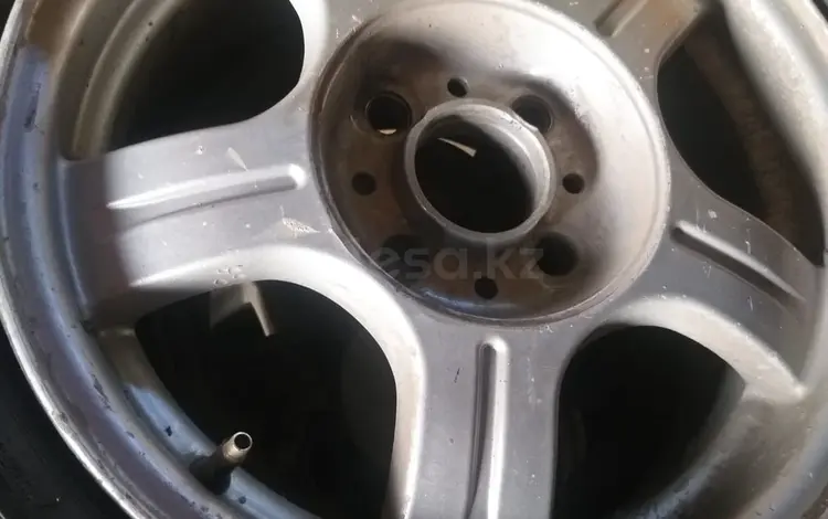 Титановые диски с шинами за 50 000 тг. в Семей