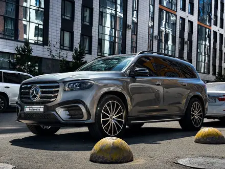 Mercedes-Benz GLS 450 2024 года за 75 000 000 тг. в Астана