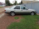 Mercedes-Benz E 230 1991 года за 850 000 тг. в Уральск – фото 2