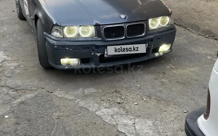 BMW 318 1995 года за 900 000 тг. в Байтерек