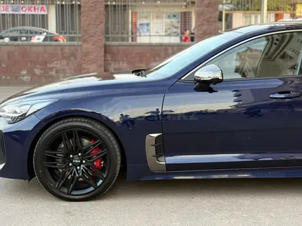 Kia Stinger 2022 года за 18 300 000 тг. в Алматы – фото 13