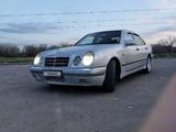 Mercedes-Benz E 230 1996 годаүшін3 000 000 тг. в Караганда – фото 3