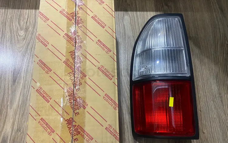 Фонарь задний левый Toyota Land Cruiser Prado 95 за 40 000 тг. в Алматы