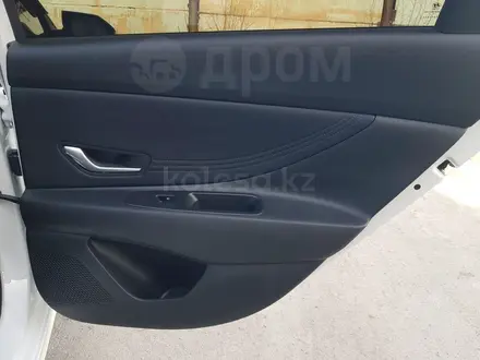 Hyundai Elantra 2024 года за 9 400 000 тг. в Алматы – фото 27