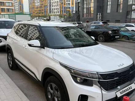 Kia Seltos 2023 года за 8 500 000 тг. в Астана – фото 3