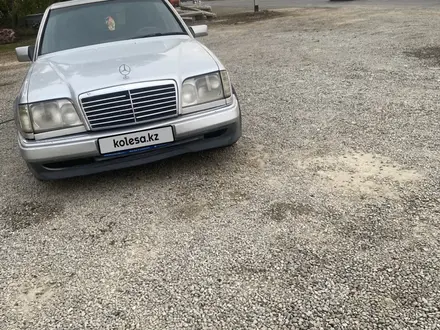 Mercedes-Benz E 320 1993 года за 1 900 000 тг. в Тараз – фото 12