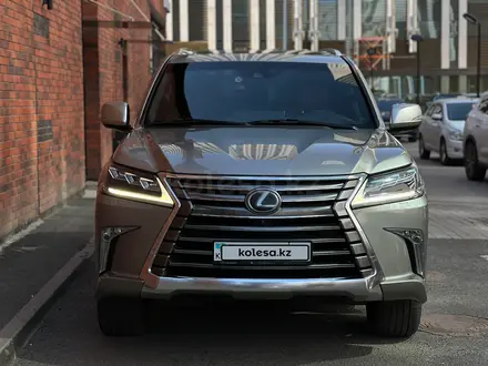 Lexus LX 570 2019 года за 44 500 000 тг. в Астана – фото 2