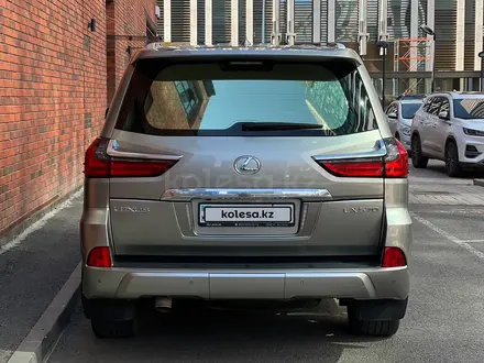 Lexus LX 570 2019 года за 44 500 000 тг. в Астана – фото 3