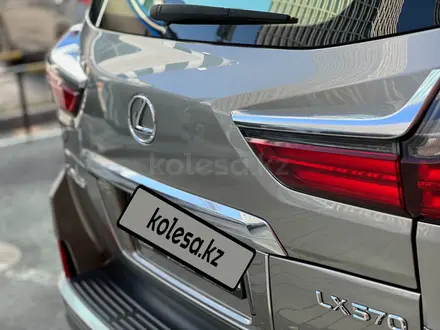 Lexus LX 570 2019 года за 44 500 000 тг. в Астана – фото 6