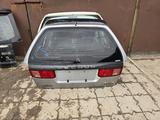 Крышка багажника для Mitsubishi Legnum за 40 000 тг. в Алматы
